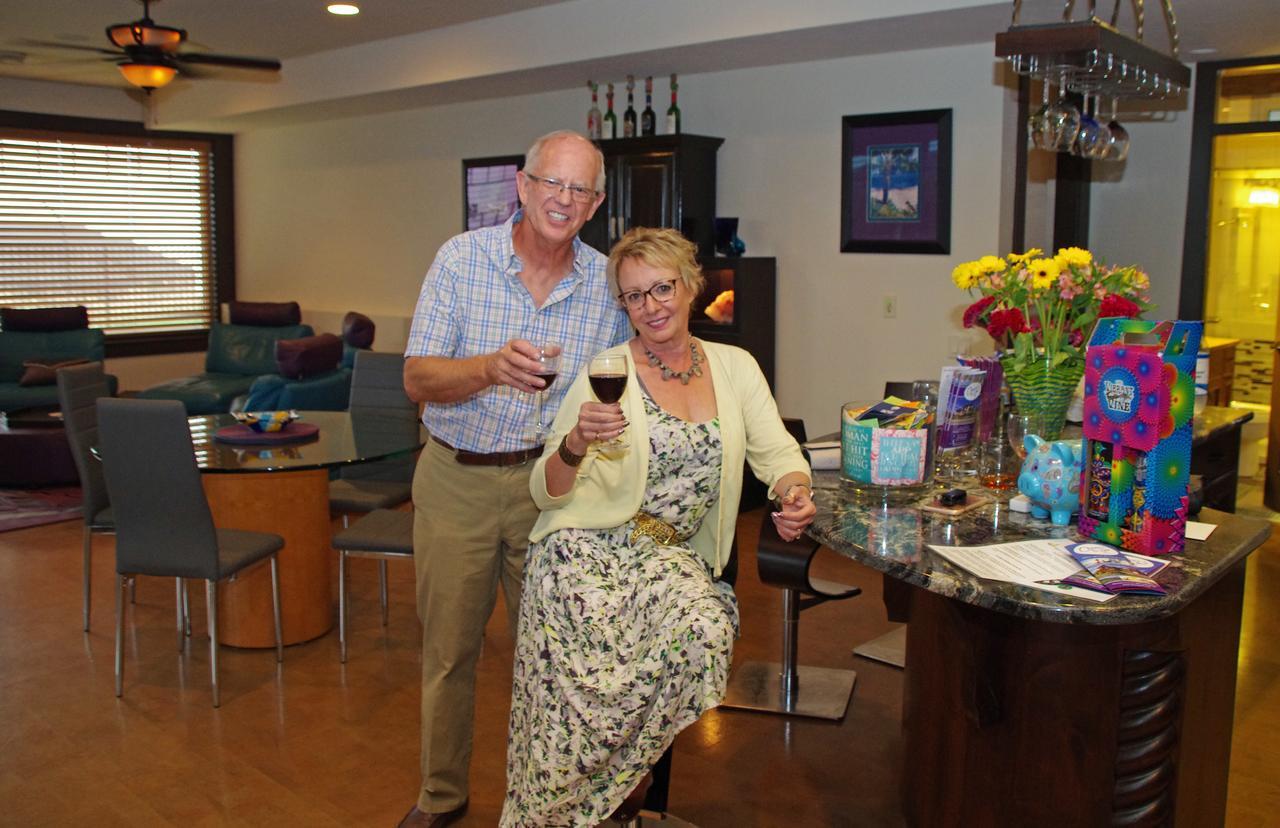 Cheers B&B Kelowna Extérieur photo